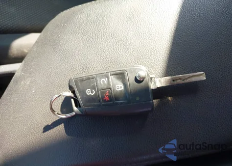 2019 Volkswagen Jetta 1.4T R-Line/1.4T S/1.4T Se z USA, uszkodzony, nr VIN 3VWC57BUXKM094005